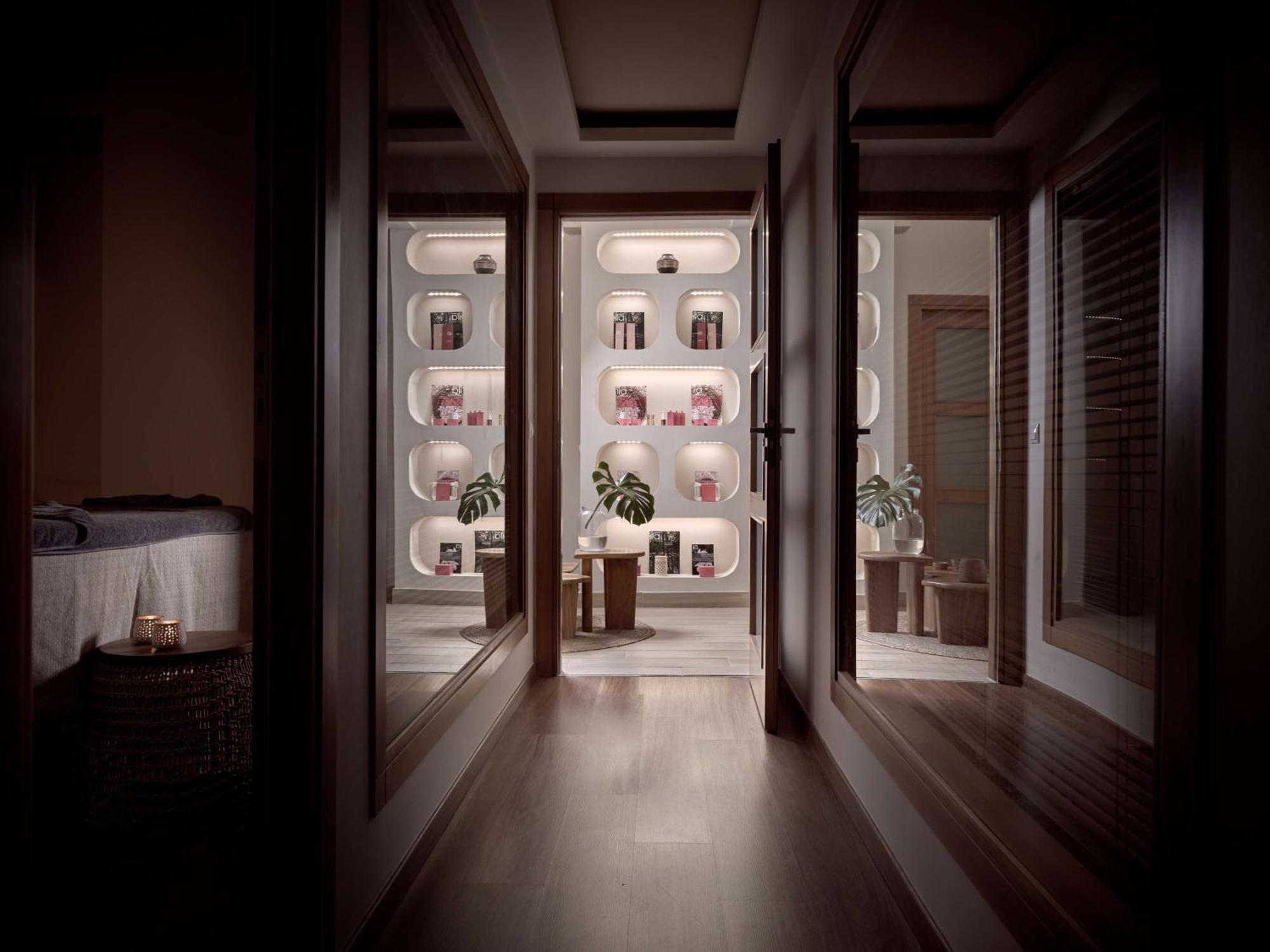 Numo Ierapetra Beach Resort Crete, Adults Only, Curio Collection Hilton 外观 照片