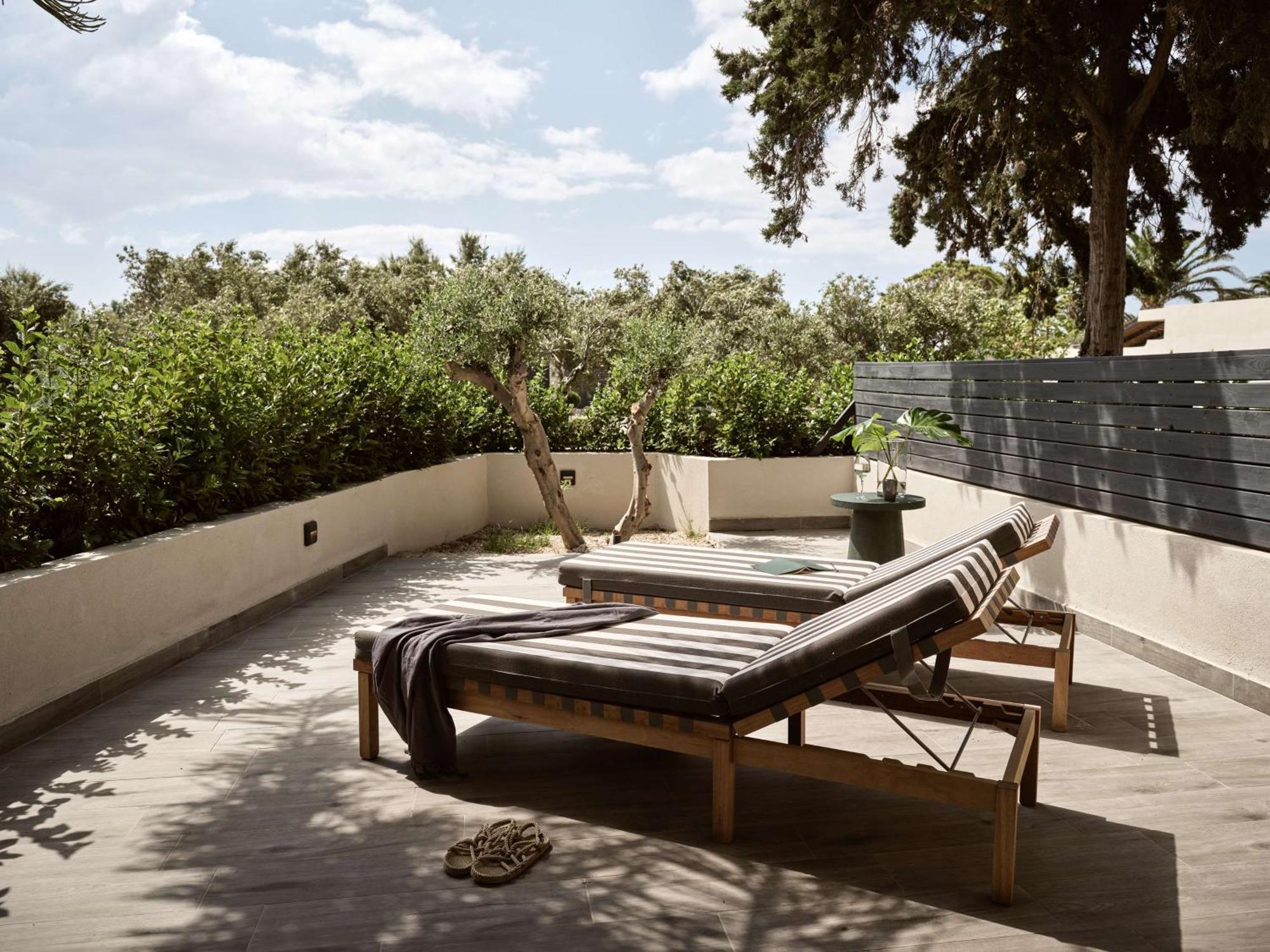 Numo Ierapetra Beach Resort Crete, Adults Only, Curio Collection Hilton 外观 照片
