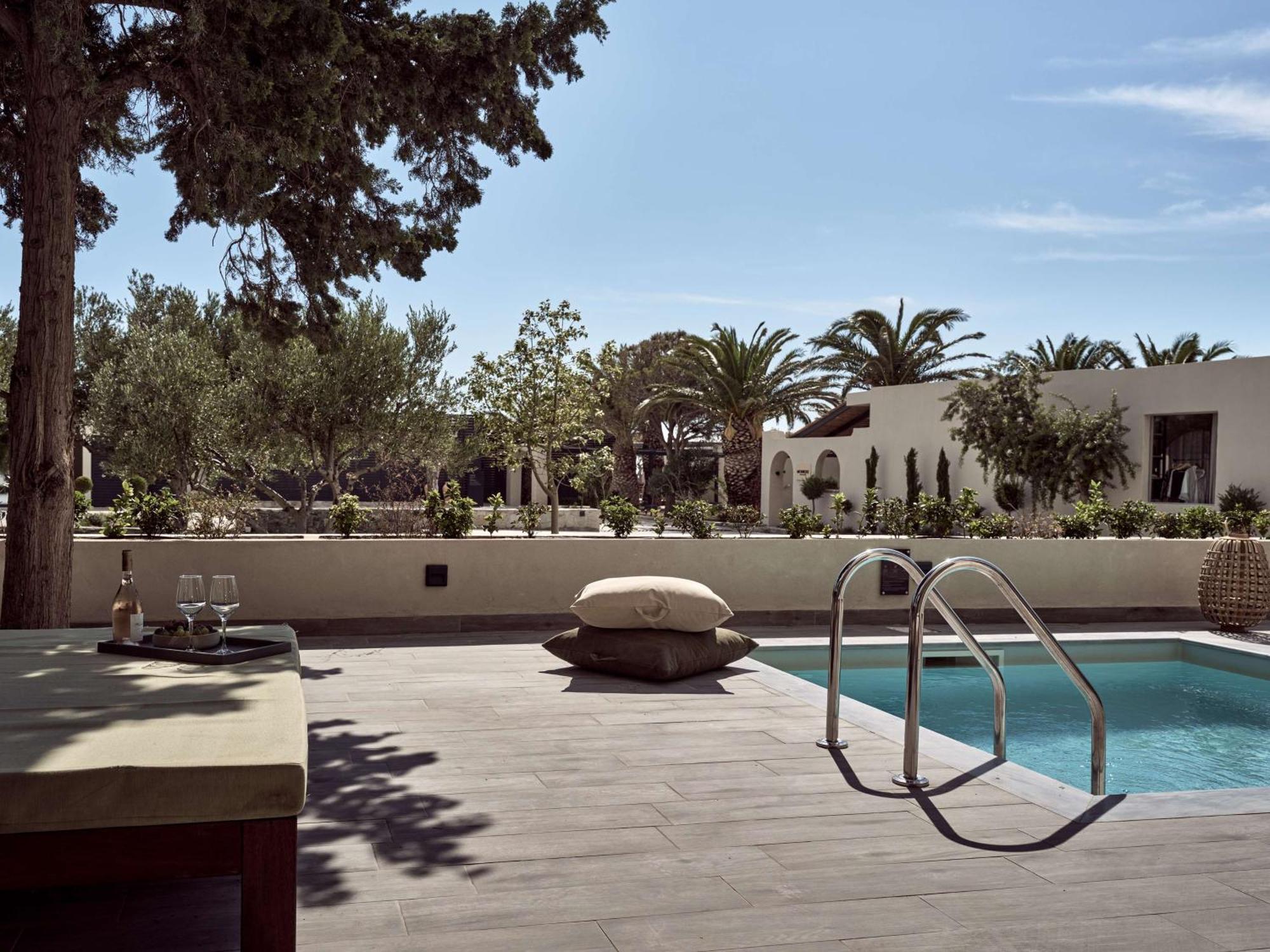 Numo Ierapetra Beach Resort Crete, Adults Only, Curio Collection Hilton 外观 照片