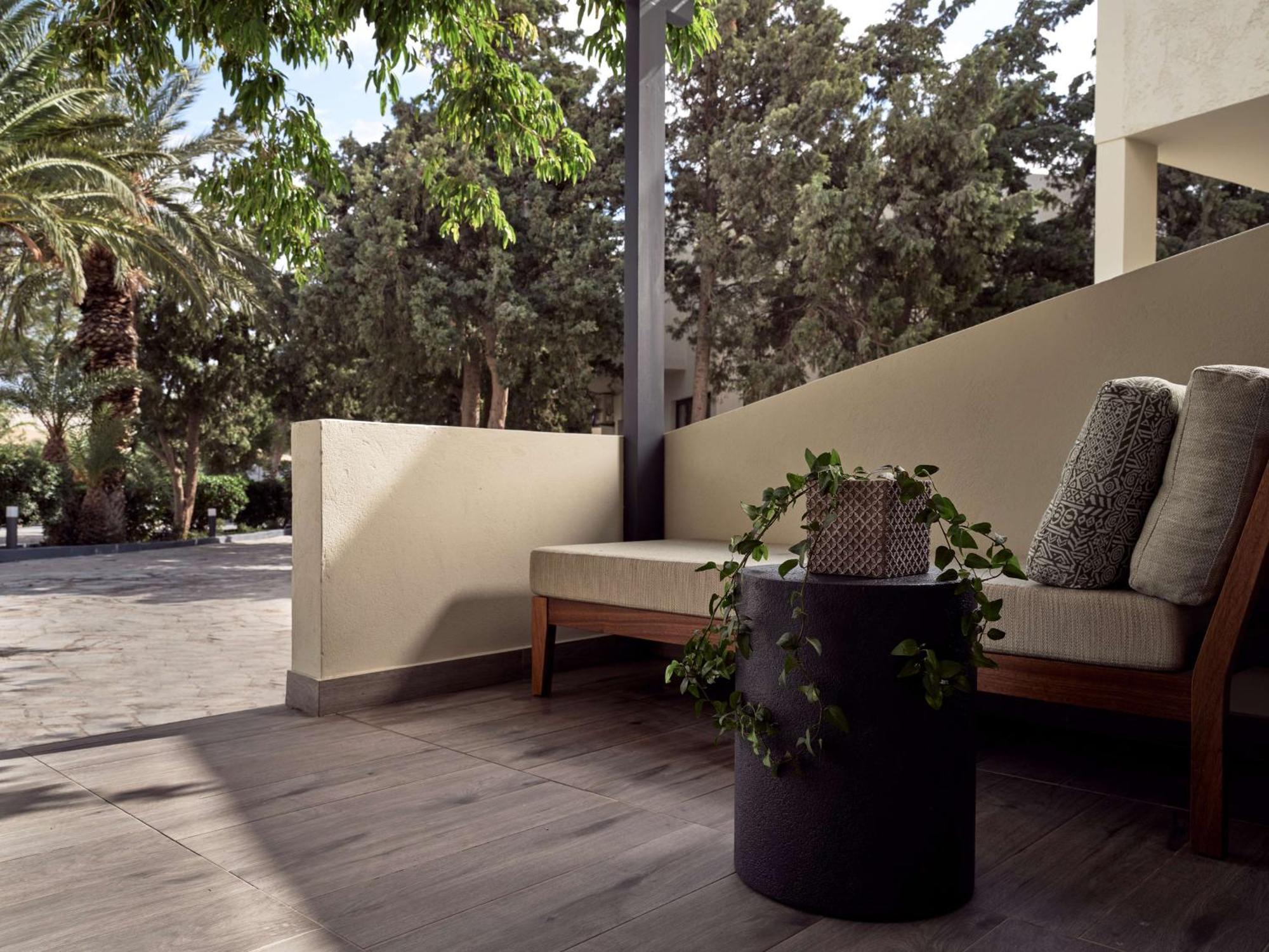 Numo Ierapetra Beach Resort Crete, Adults Only, Curio Collection Hilton 外观 照片
