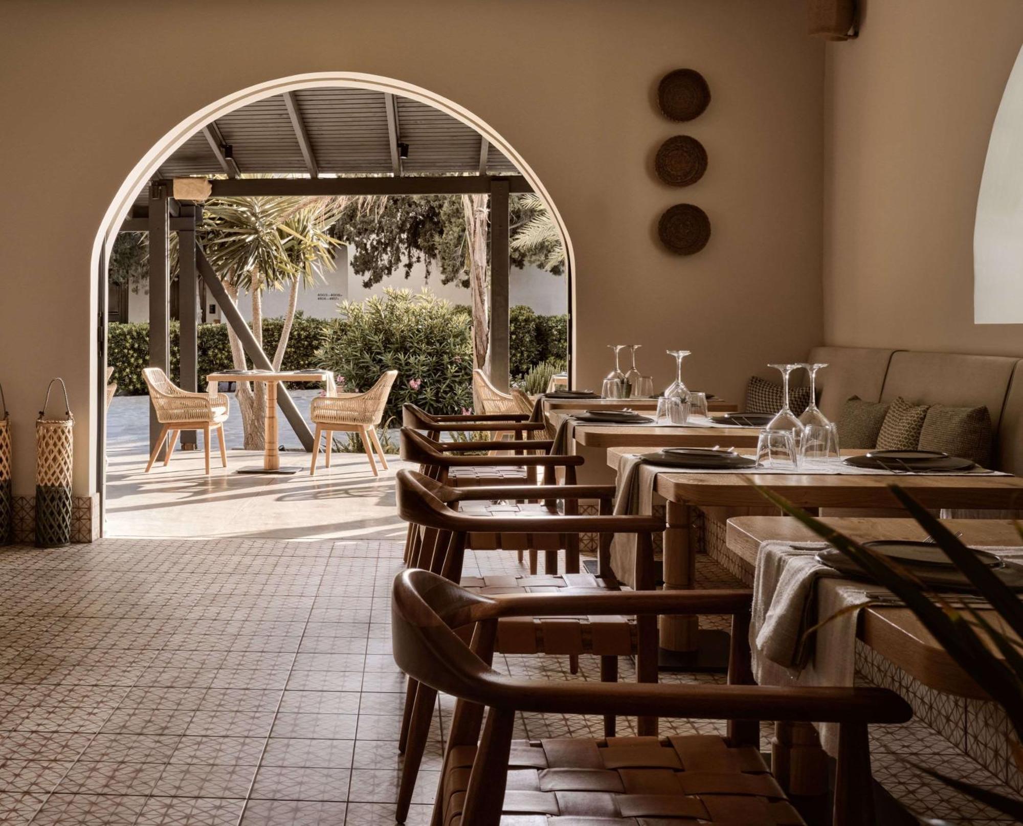 Numo Ierapetra Beach Resort Crete, Adults Only, Curio Collection Hilton 外观 照片