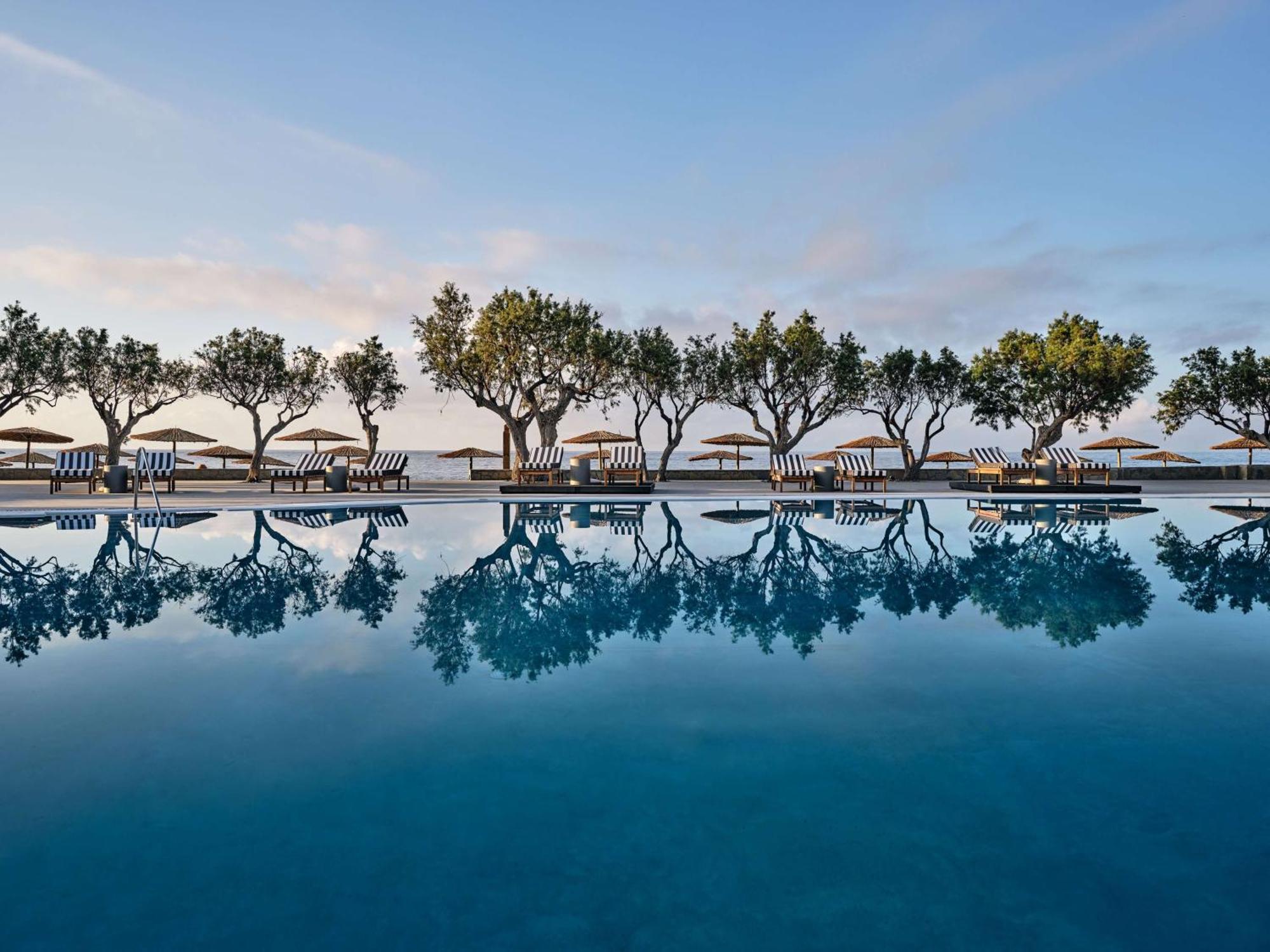 Numo Ierapetra Beach Resort Crete, Adults Only, Curio Collection Hilton 外观 照片