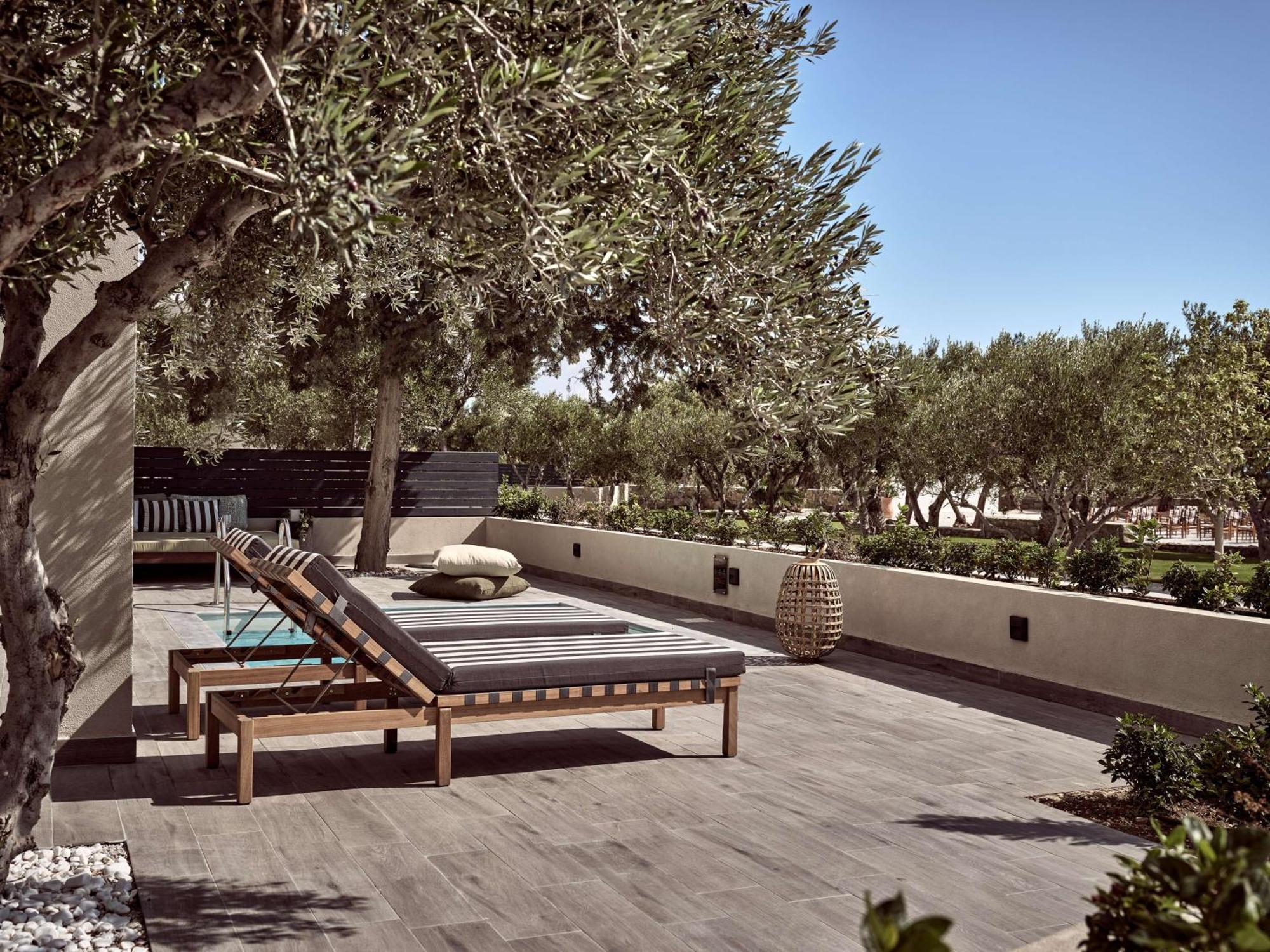 Numo Ierapetra Beach Resort Crete, Adults Only, Curio Collection Hilton 外观 照片