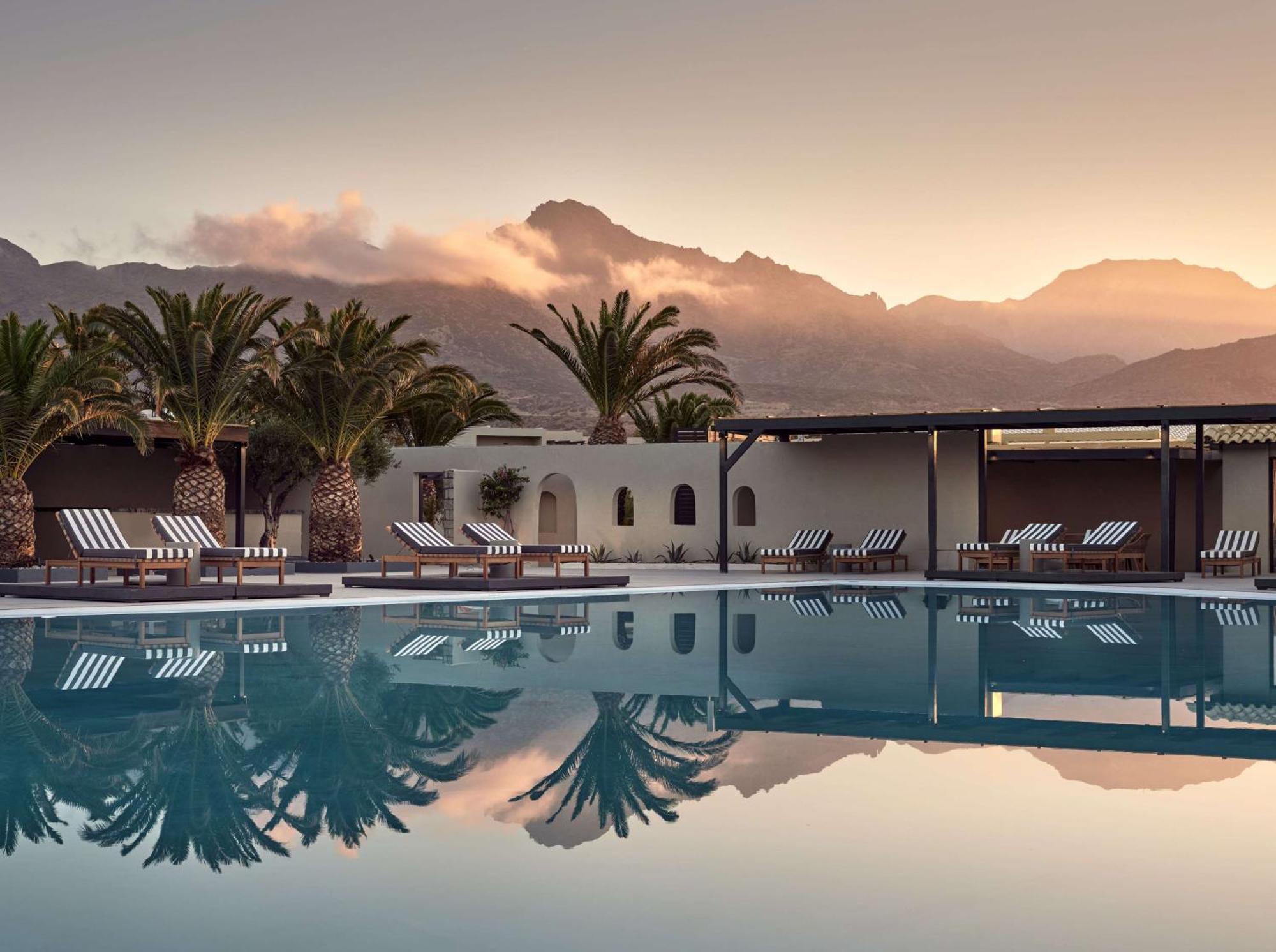 Numo Ierapetra Beach Resort Crete, Adults Only, Curio Collection Hilton 外观 照片